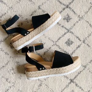 Espadrille wedges